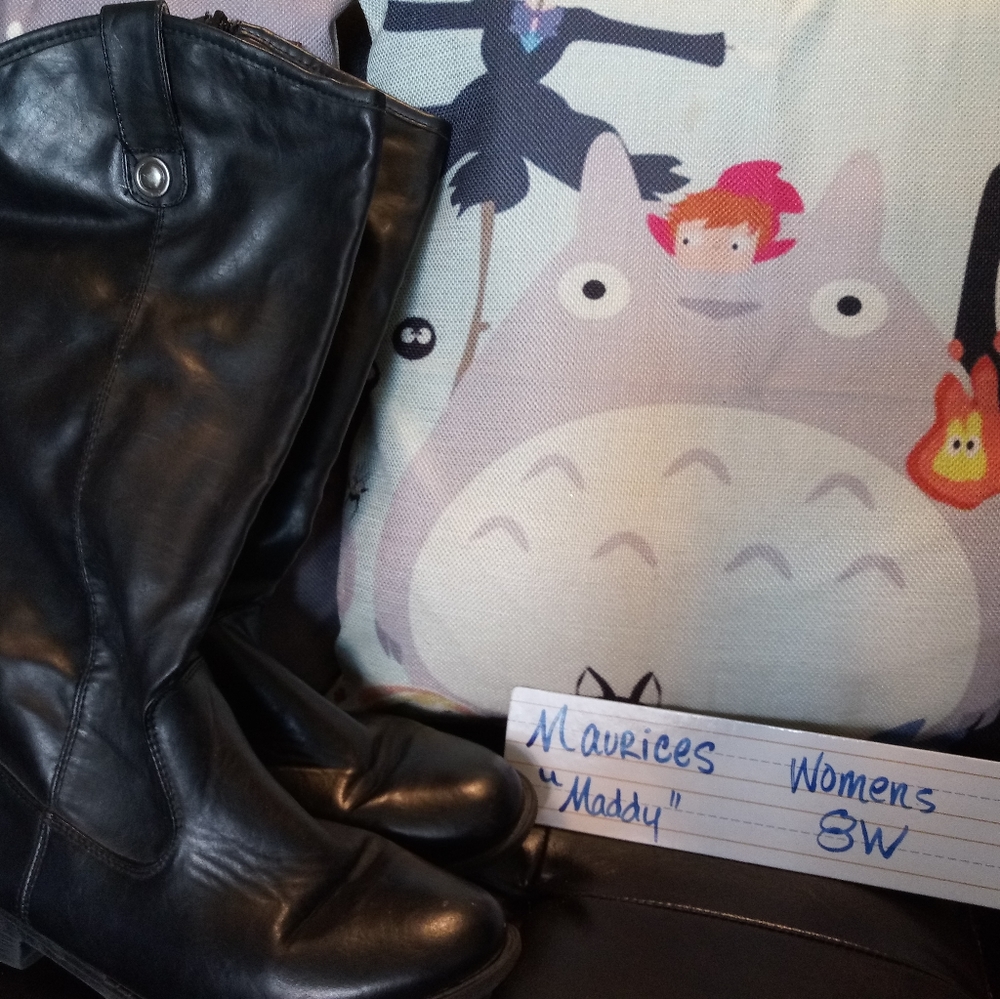 Maurices "Maddy" black leather boots Size 8 Wide